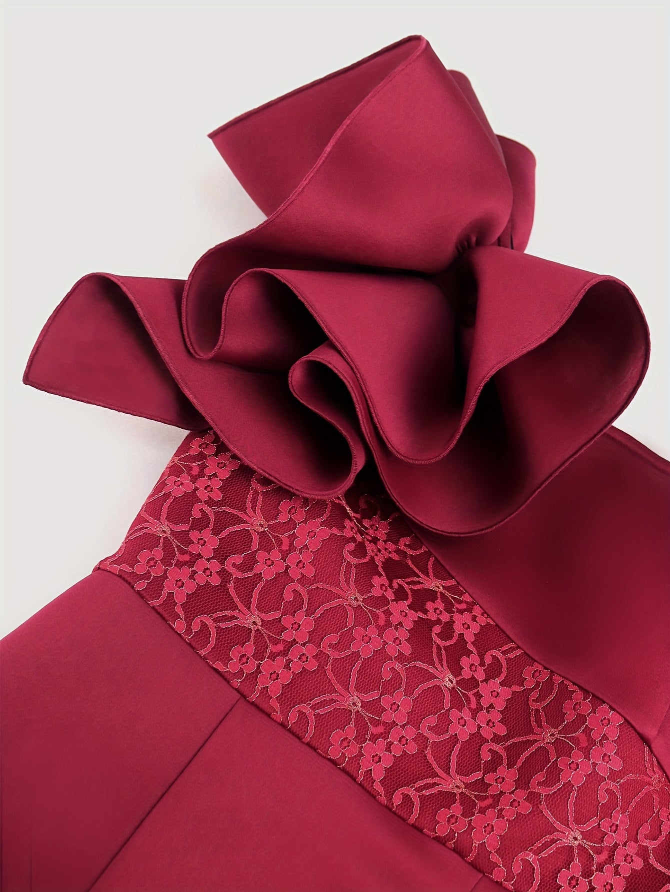 Women's Burgundy Lace-Trimmed One-Shoulder Party Dress with Ruffle and Asymmetrical Hem