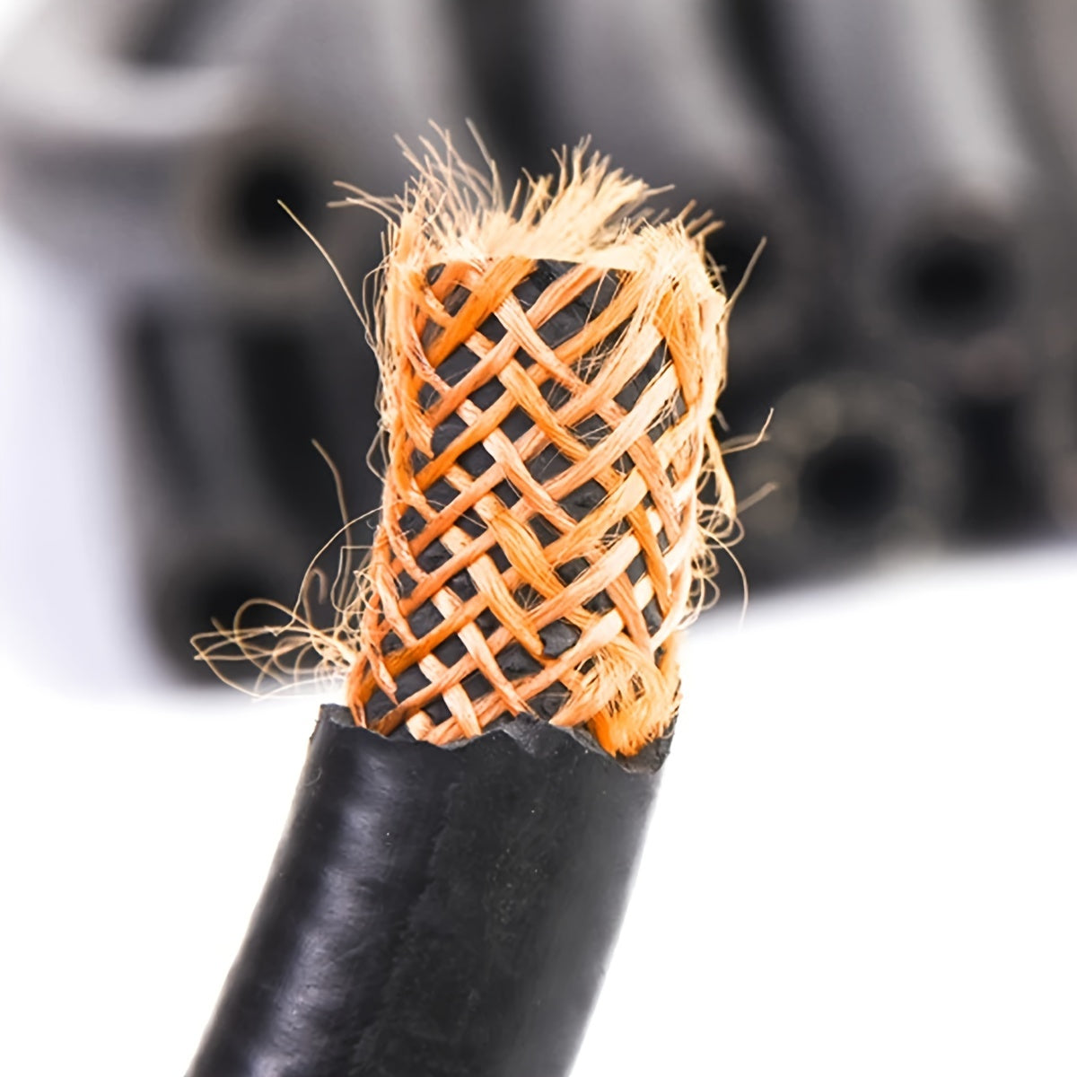 Гибкая топливная шланговая трубка из синтетической резины для малых двигателей, прочные автомобильные запчасти