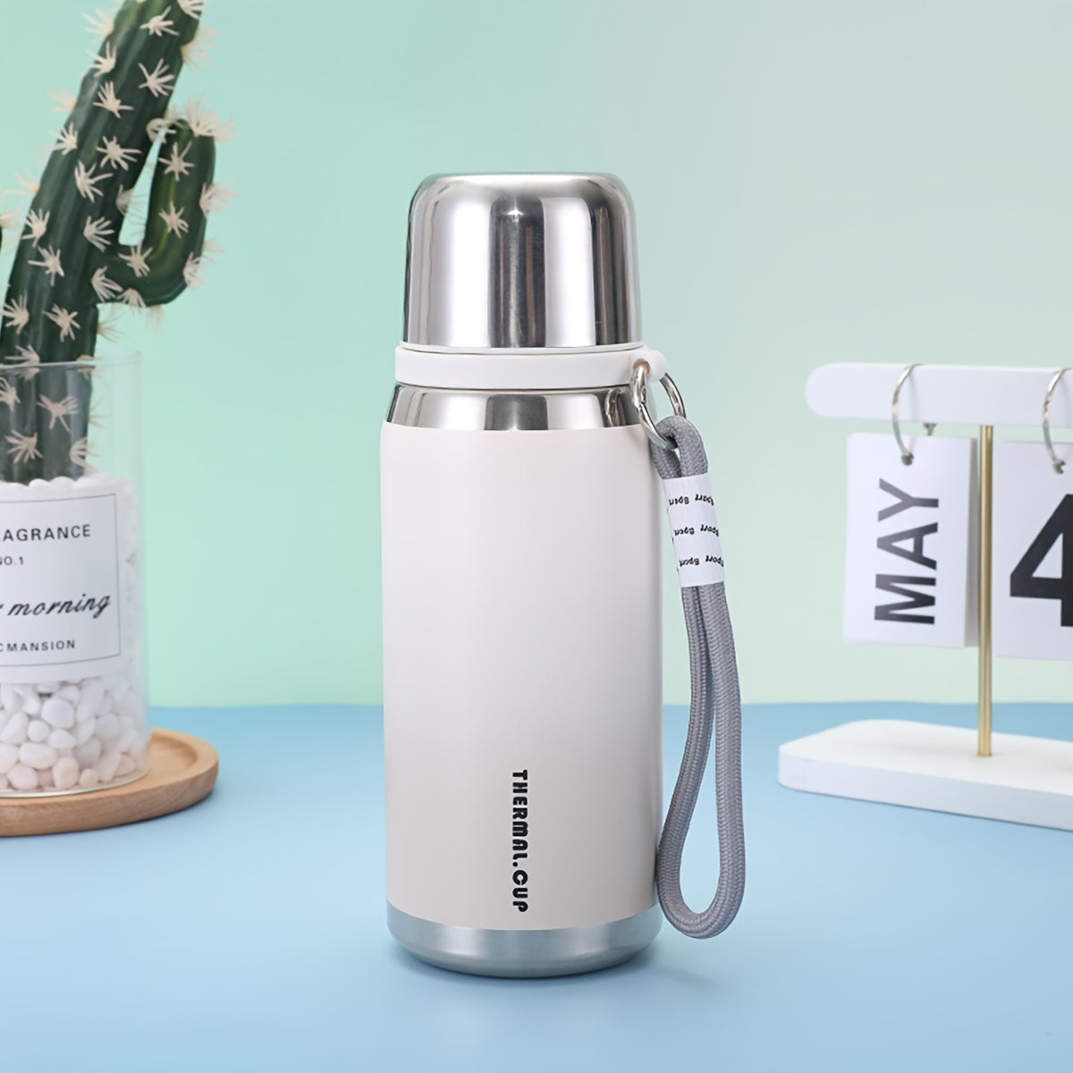 Gradient Stainless Steel Water Bottle 600ml Insulated Durable with Lid