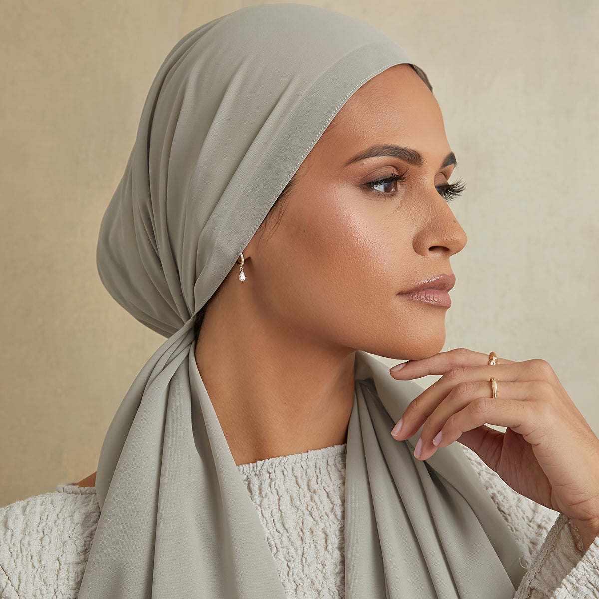 Women's Solid Color Chiffon Scarf - Lightweight and Breathable, Elegant and Simple Style, Windproof and Sun Protection Shawl