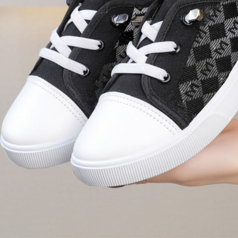 Women's Mesh Sneakers Comfortable Low-Top Lace-Up Shoes Black White