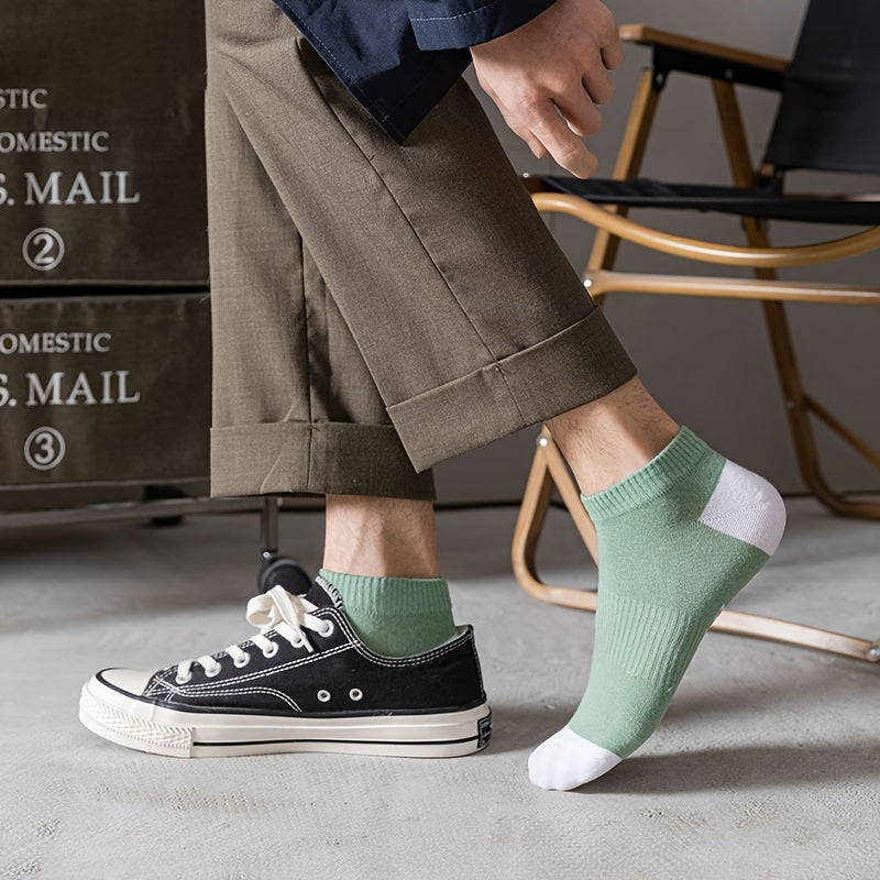 Men's Solid Color Knit Polyester Crew Socks Breathable Comfortable for Casual Sports Use