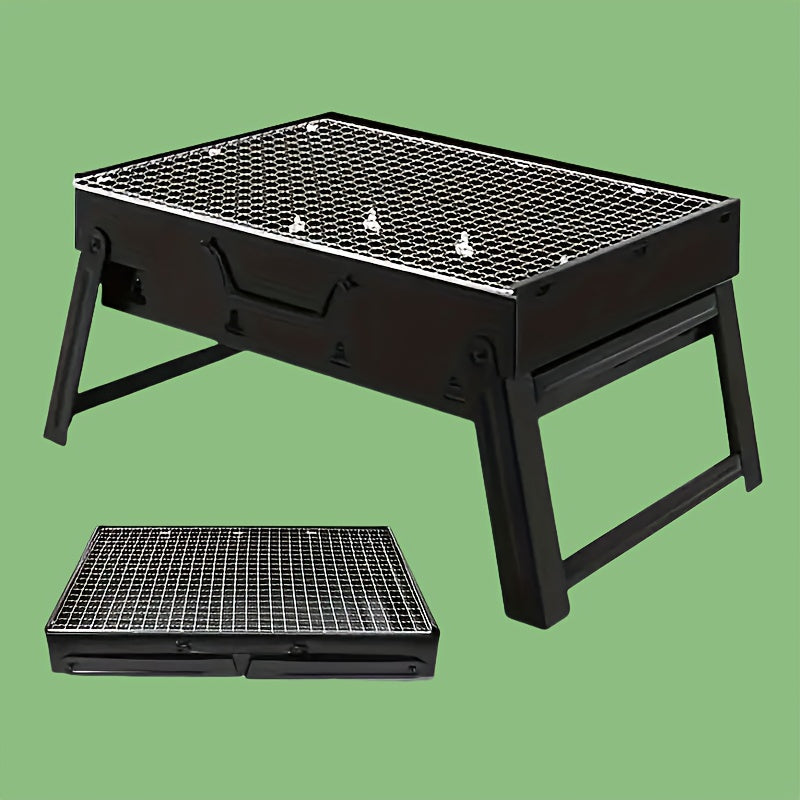 Ko‘chma, bukiladigan kulrang grill, sozlanadigan balandlik, o‘rnatilgan idish tutqichlari bilan, sayohat, pikniklar, hovli BBQ uchun kompakt, yengil dizayn. Bardoshli tashqi ovqat pishirish uchun muhim, piknik
