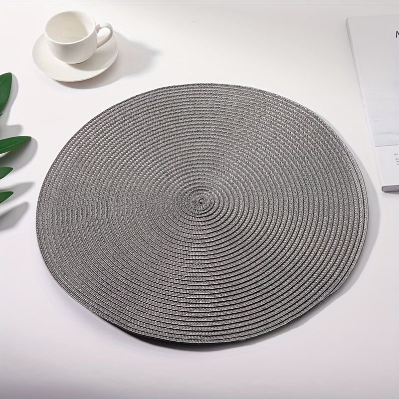 Set of 2 or 4 Washable PP Woven Placemats for Kitchen Table Decor and Protection