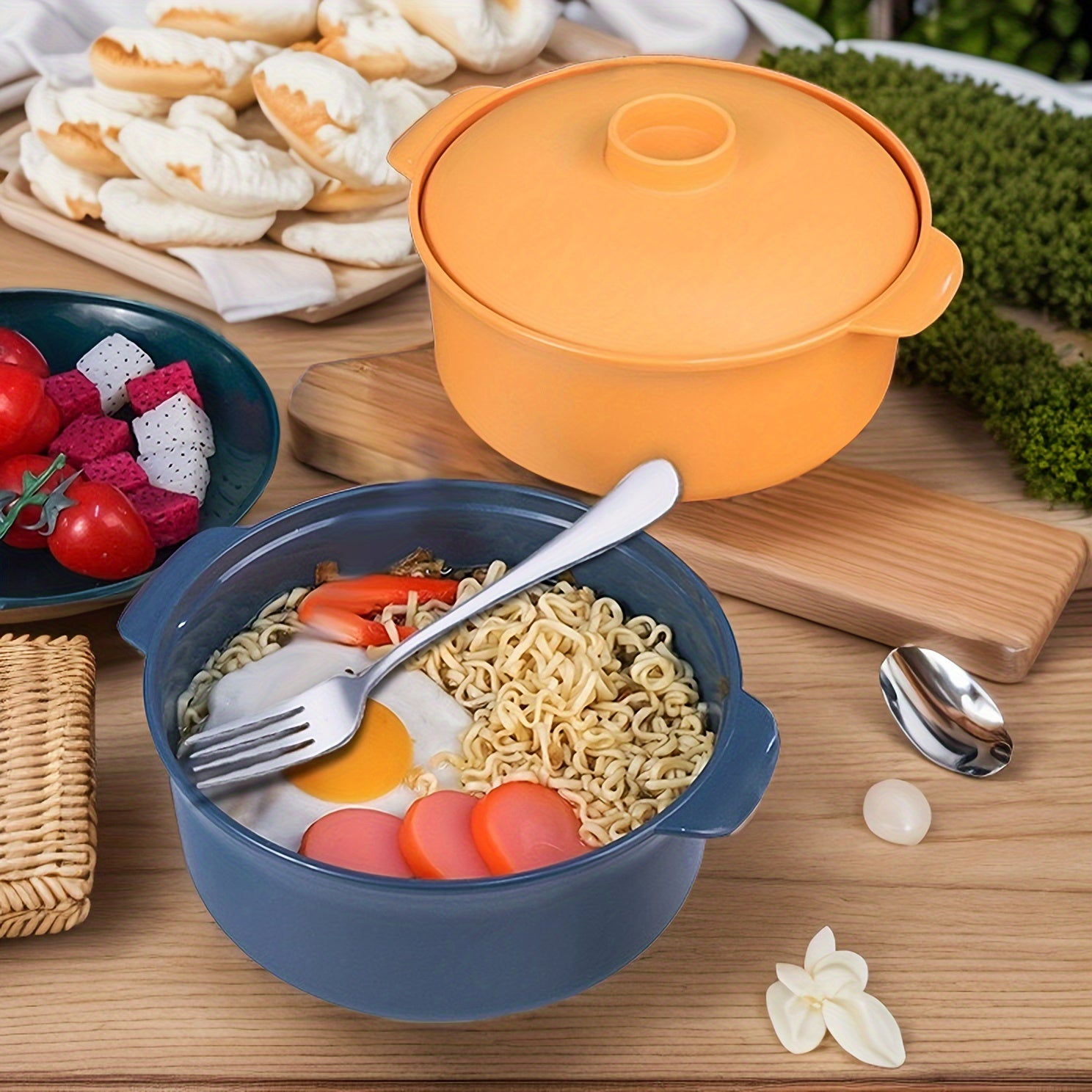 Non-Slip Microwave-Safe Salad Bowl with Lid for Grains and Pasta