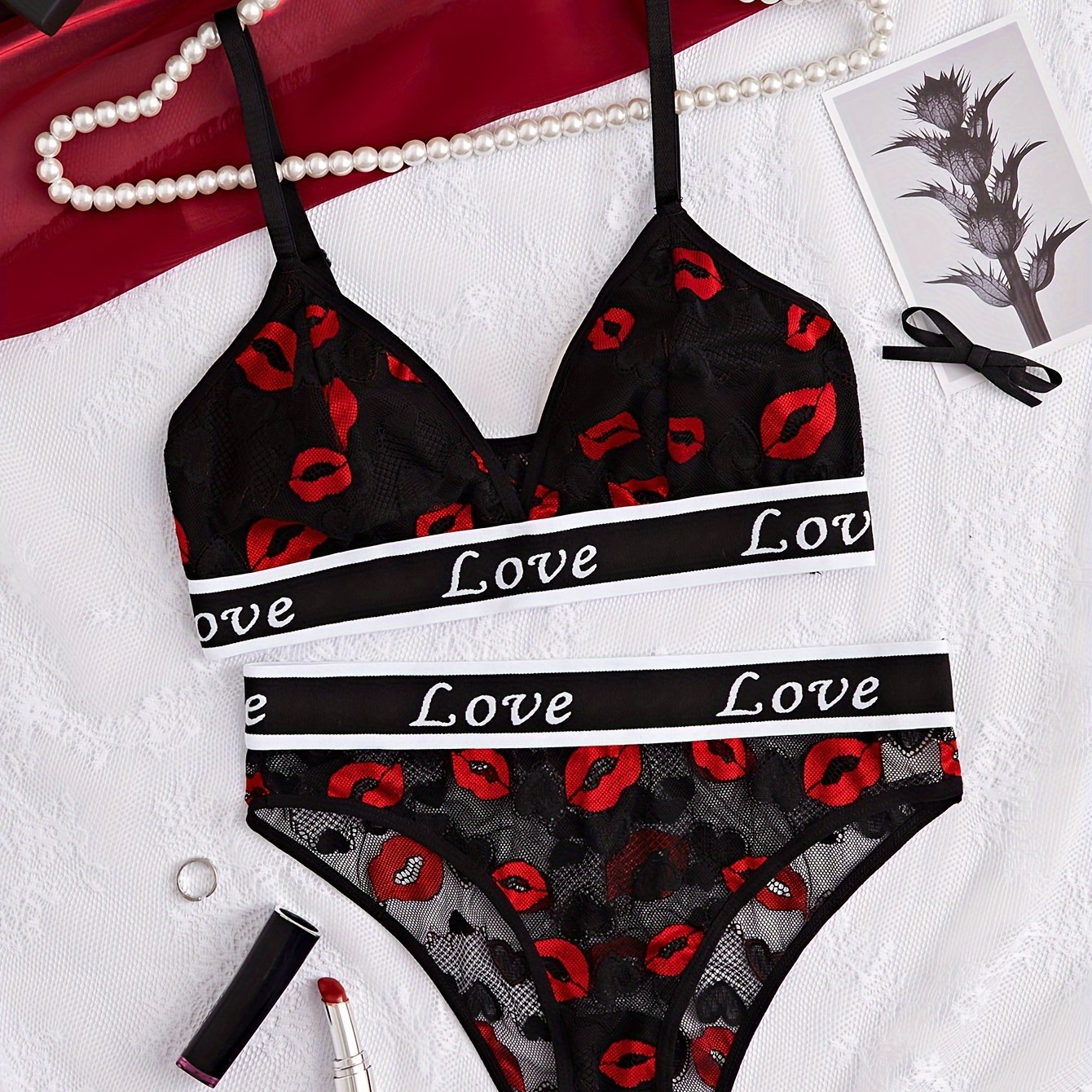 Women’s Lace Lingerie Set with Letter and Lip Print Contrast Trim