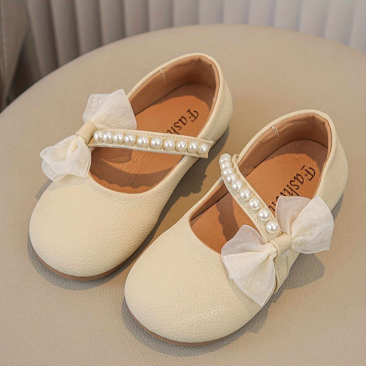Детские балетки Mary Jane с жемчугом и бантом, бежевые, низкий топ, круглым носом, повседневные и танцевальные туфли