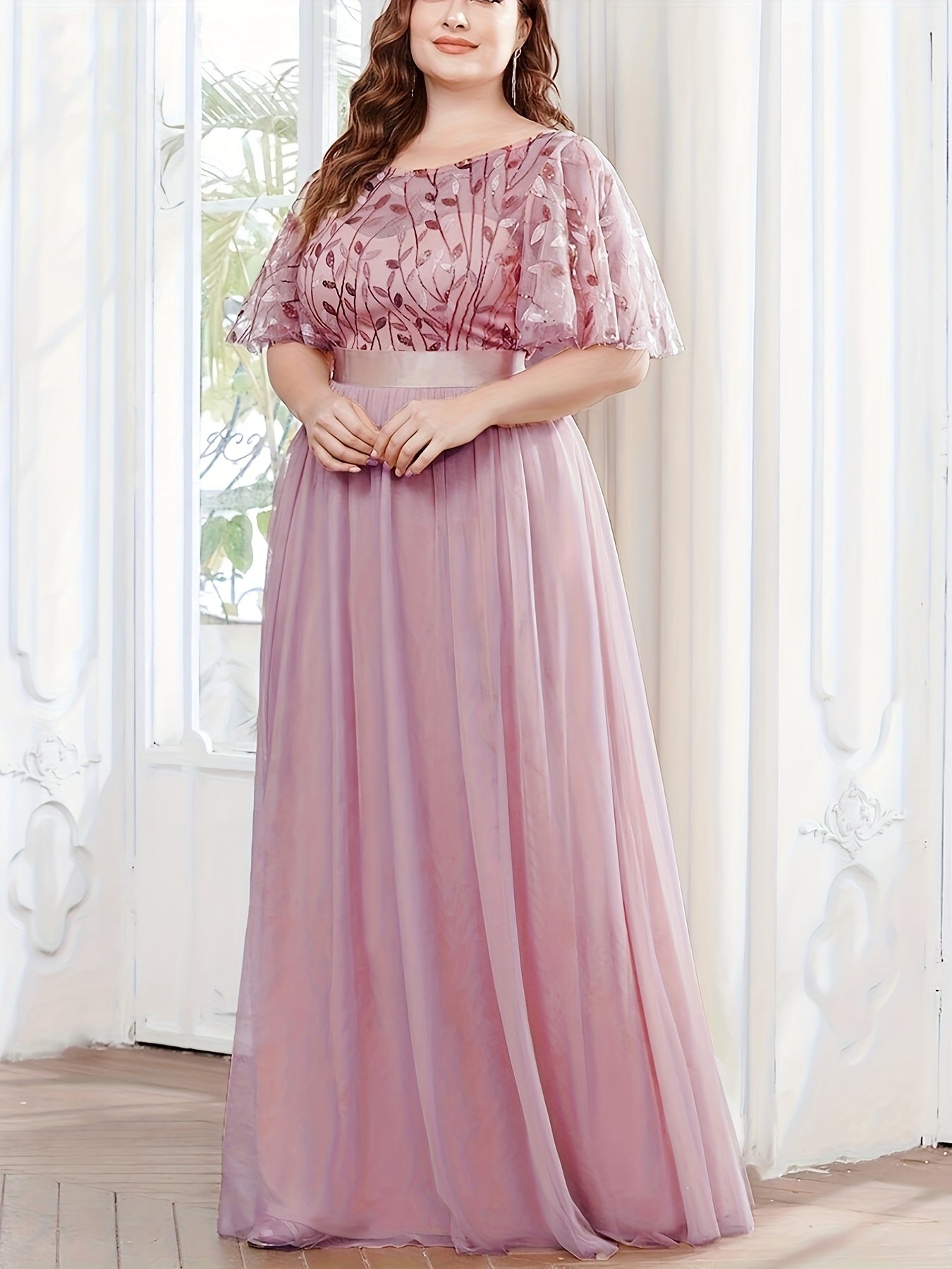 Women's Plus Size Evening Mesh Spliced Round Neck Dress