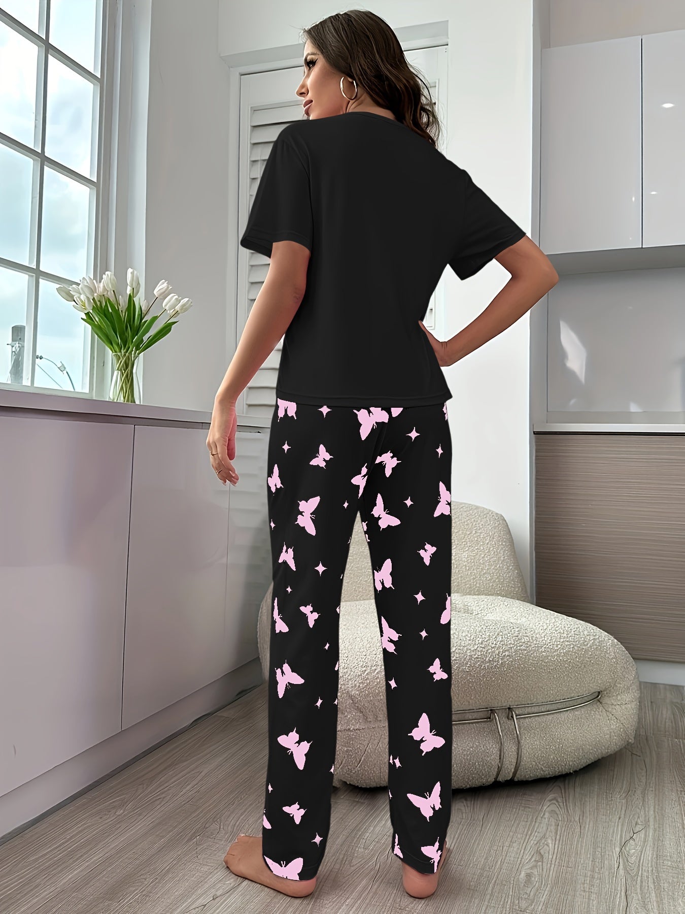 Women's Short Sleeve Pajama Set with Hearts Butterflies and Four-Leaf Clovers Pattern Summer Sleepwear Lounge Wear