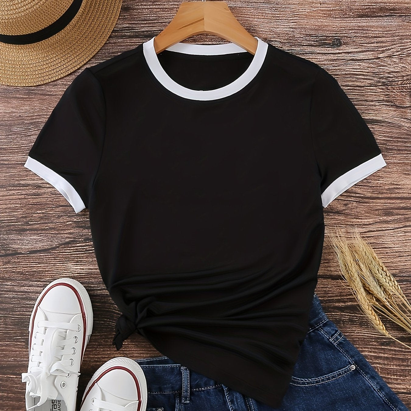 Women's Short Sleeve T-Shirt with Contrast Trim Casual Knit Crew Neck Spring Summer