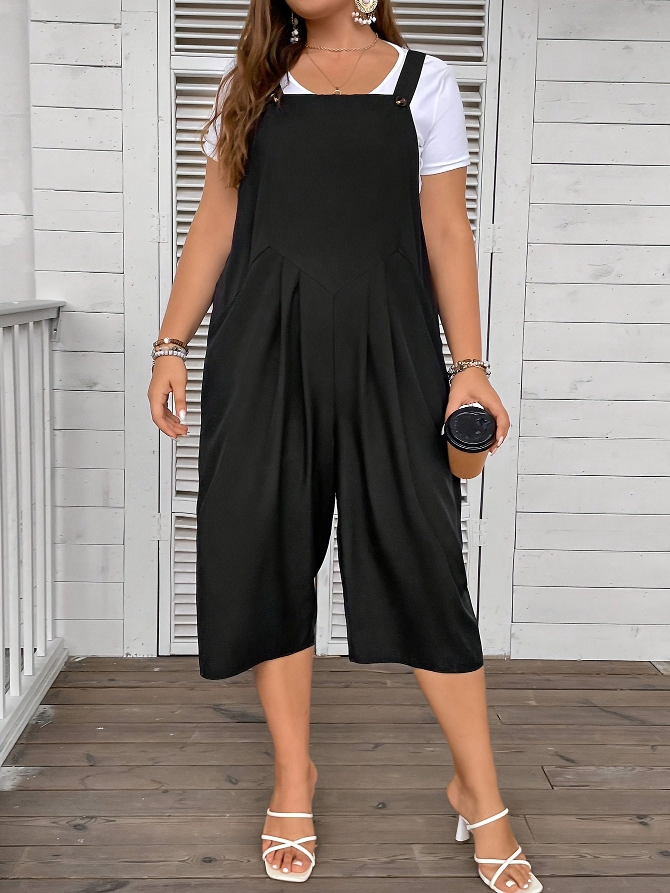 Women's Plus Size Green Sleeveless Overalls with Pockets