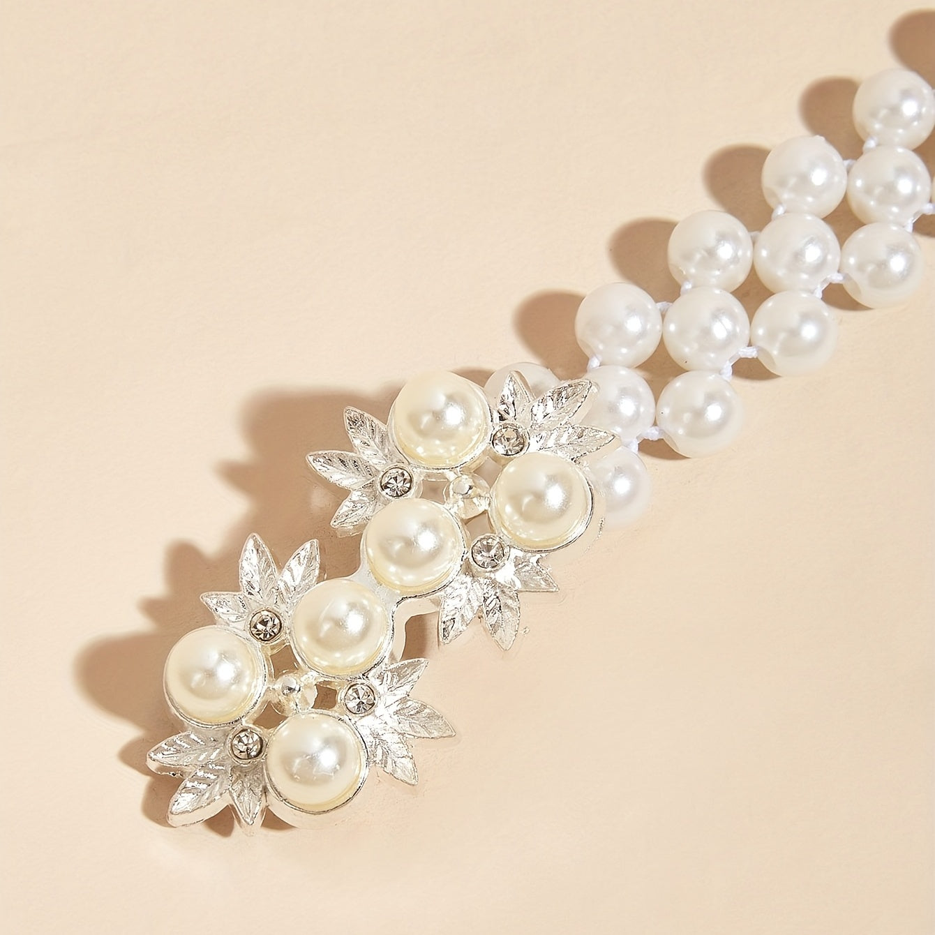 Женский летний поясной браслет с жемчугом и цветами