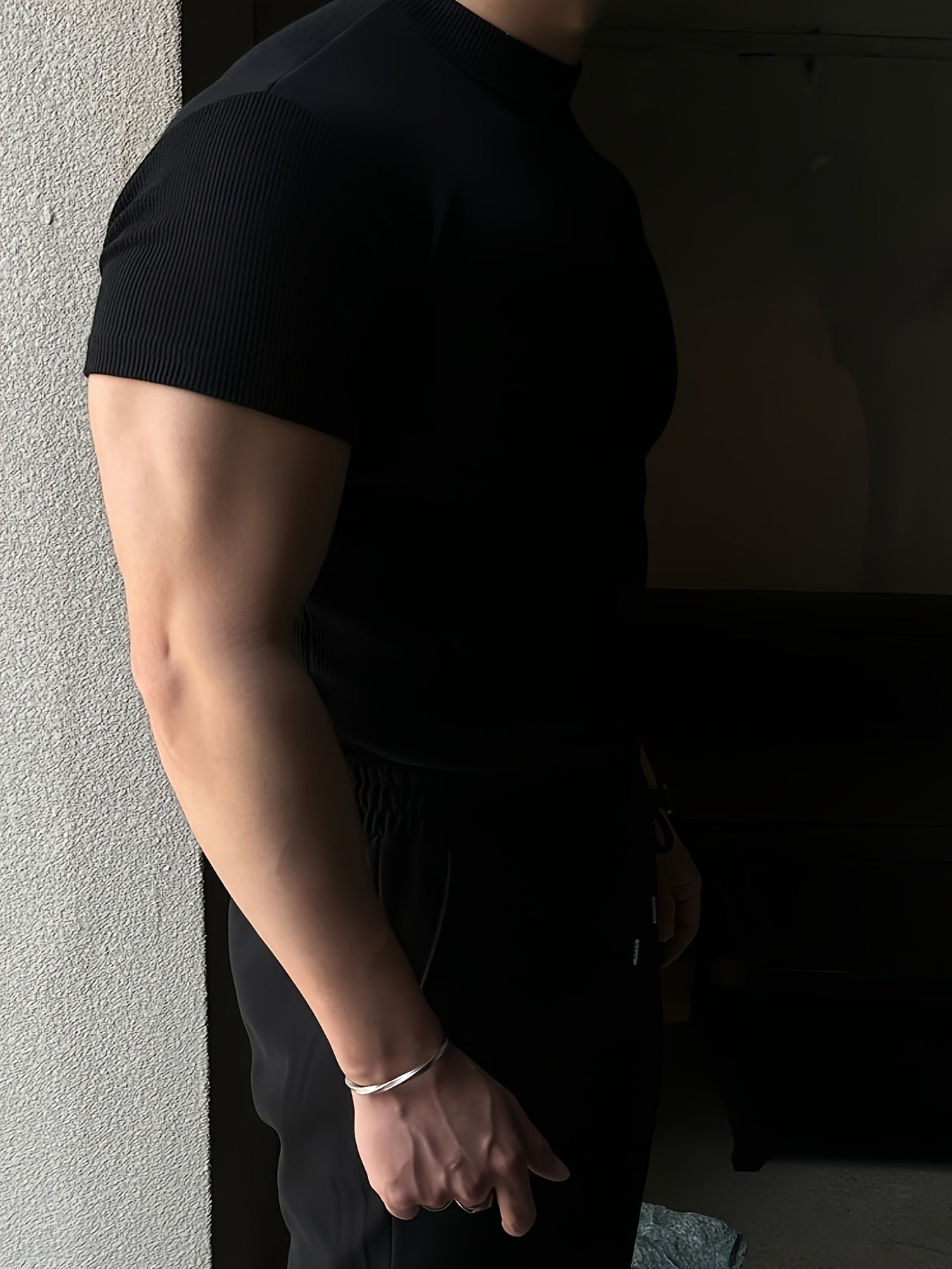 Men's Solid Polyester Short Sleeve Crew Neck T-Shirt for Summer Outdoor Fitness