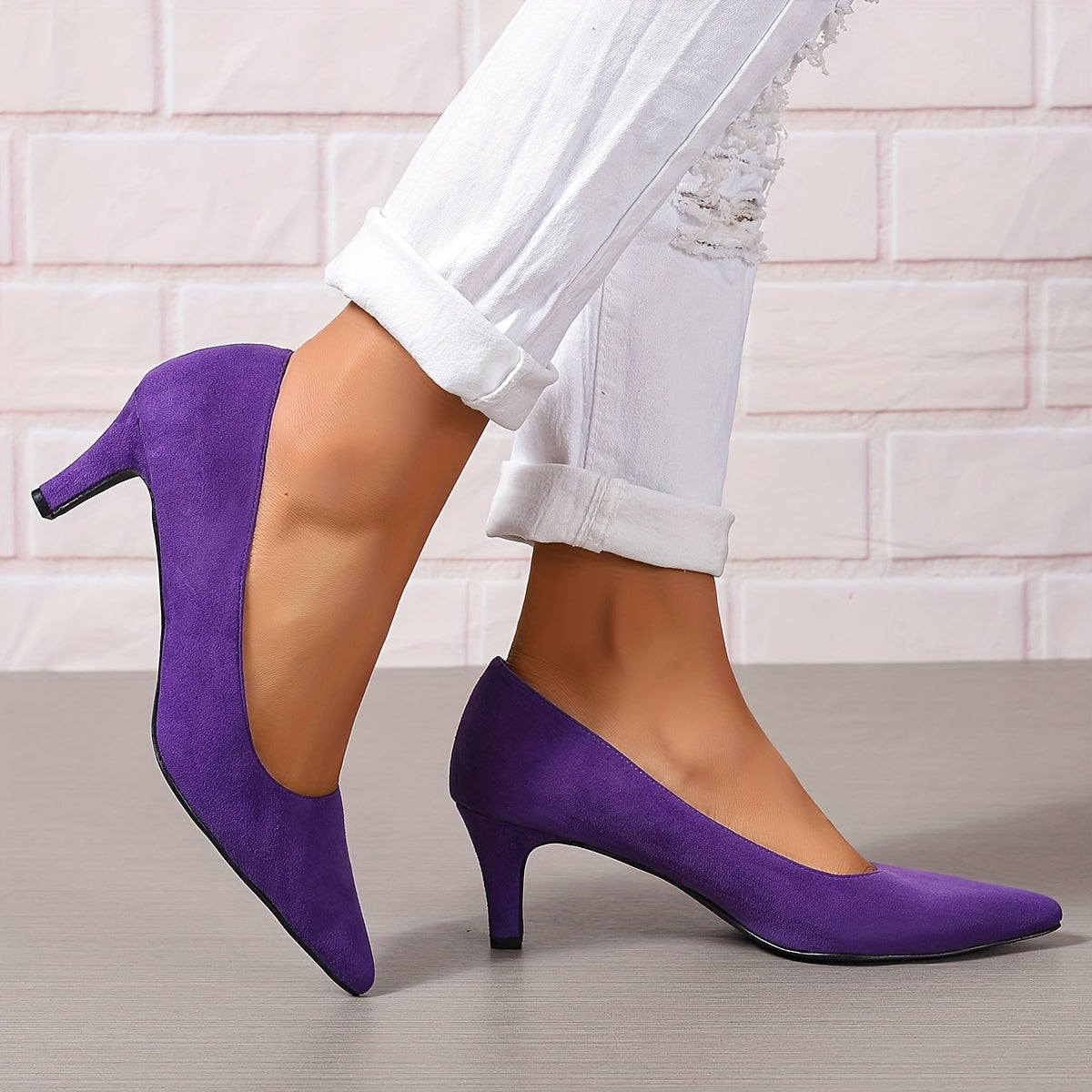 Women's Solid Color Pointed Toe Slip-On Court Pumps for Office and Formal Wear