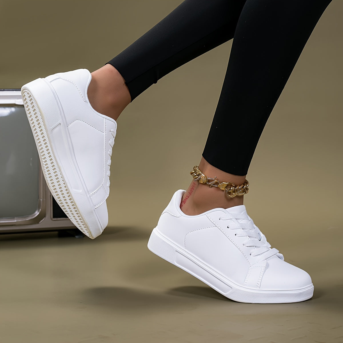 Women's Lightweight Non-slip Canvas Sneakers for Outdoor Sports in Autumn and Winter