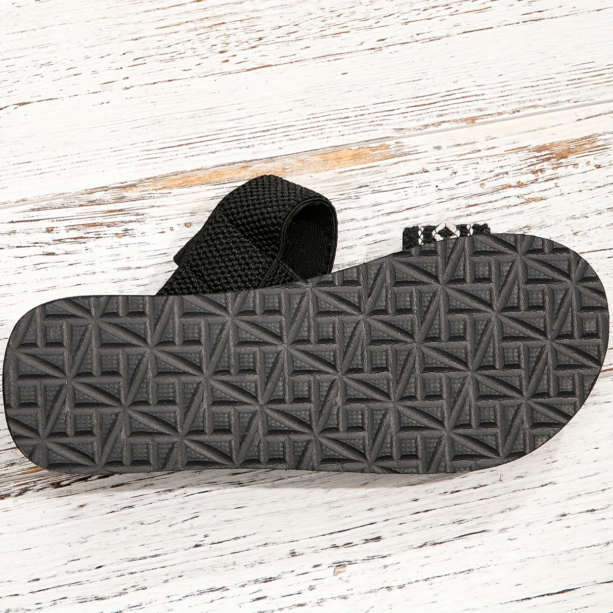 Женские черные сандалии на танкетке с дизайном шнуровки в виде алмаза, EVA подошва, льняной верх, мягкая подкладка для комфорта на пляже, в повседневной или формальной обстановке.