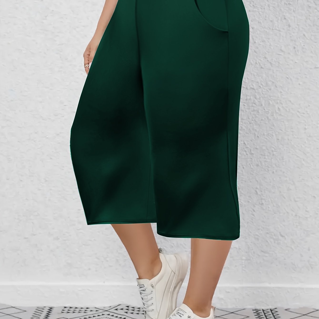 Капри для женщин больших размеров с эластичной тканью, однотонные, повседневные, средней посадкой, с карманами