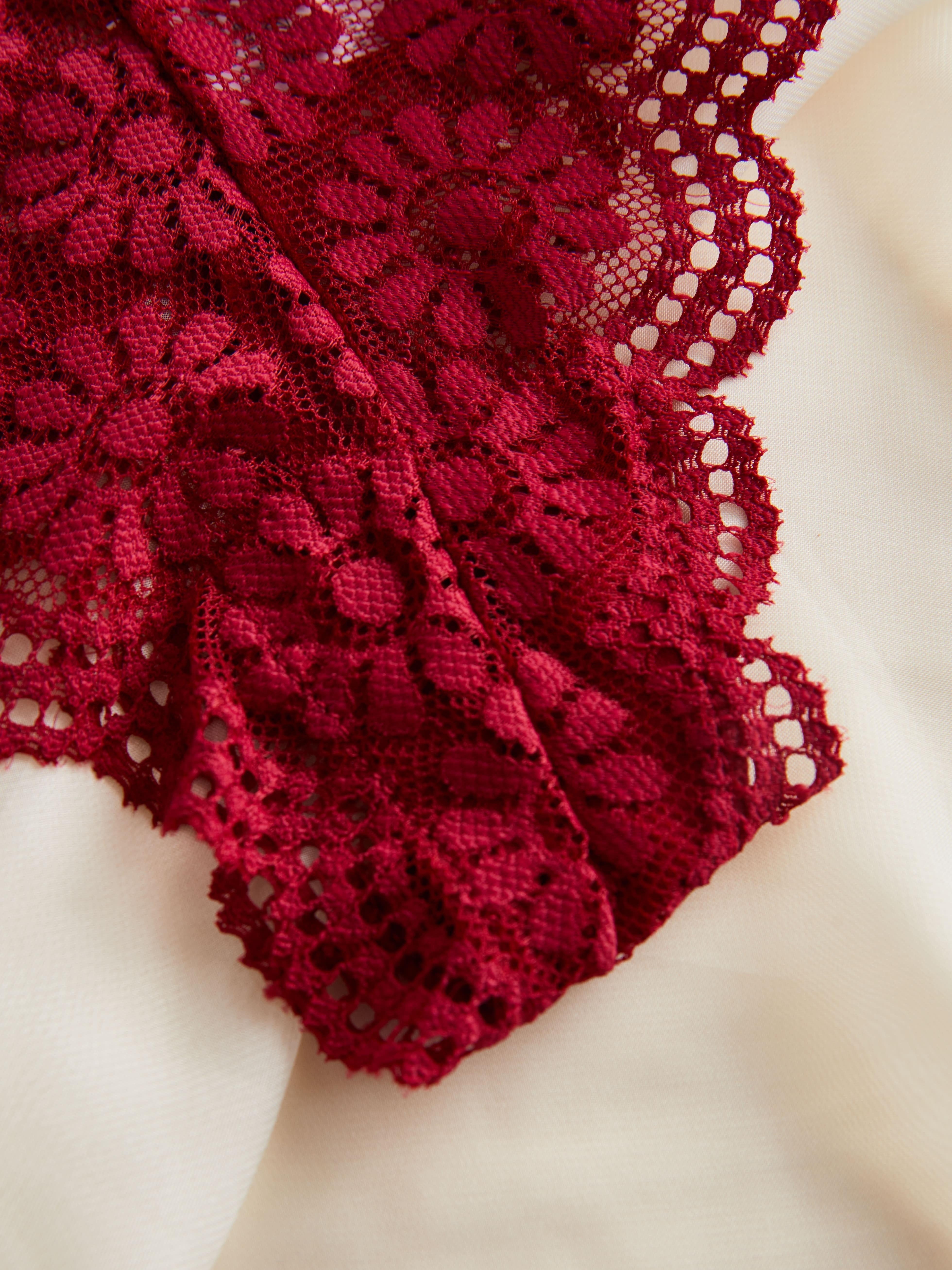 Floral Lace Lingerie Set with Triangle Cups and Scallop Trim Panties