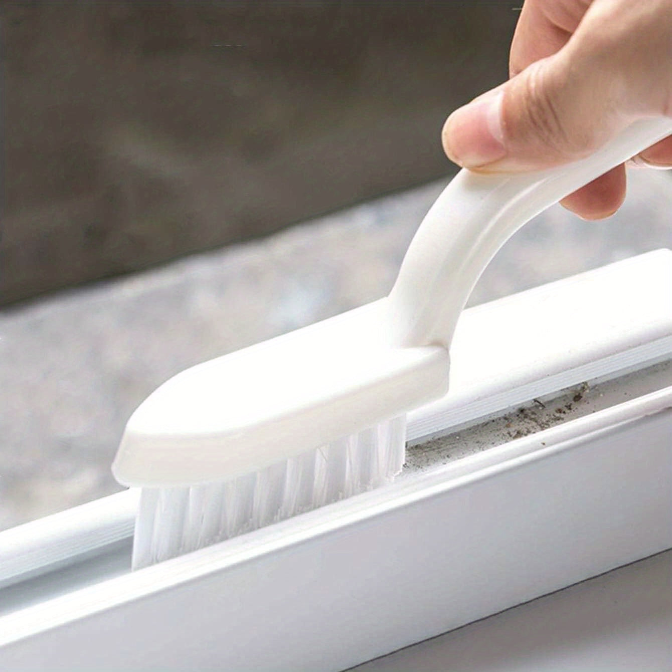 Vanna va oynalar yo‘laklari uchun qo‘lda ishlatiladigan bo‘shliq tozalash cho‘pqi, changni olib tashlash