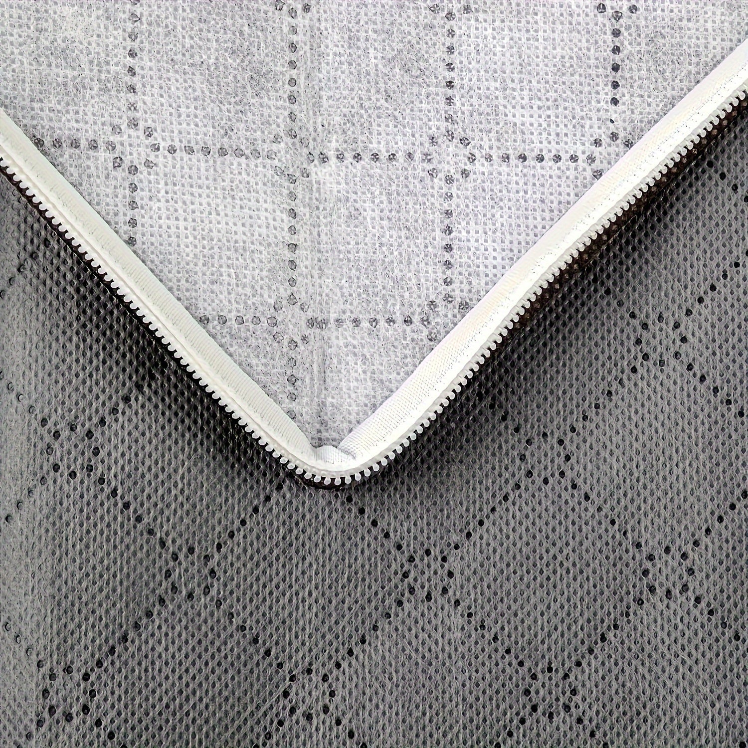 Unwoven Storage Bag for Quilts and Clothing Dust-Proof Collapsible Organizer Gift Box