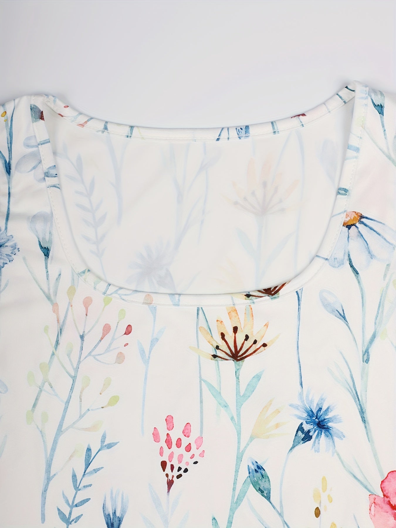 Женская майка без рукавов большого размера с цветочным принтом, трикотажная ткань, всесезонная, белая