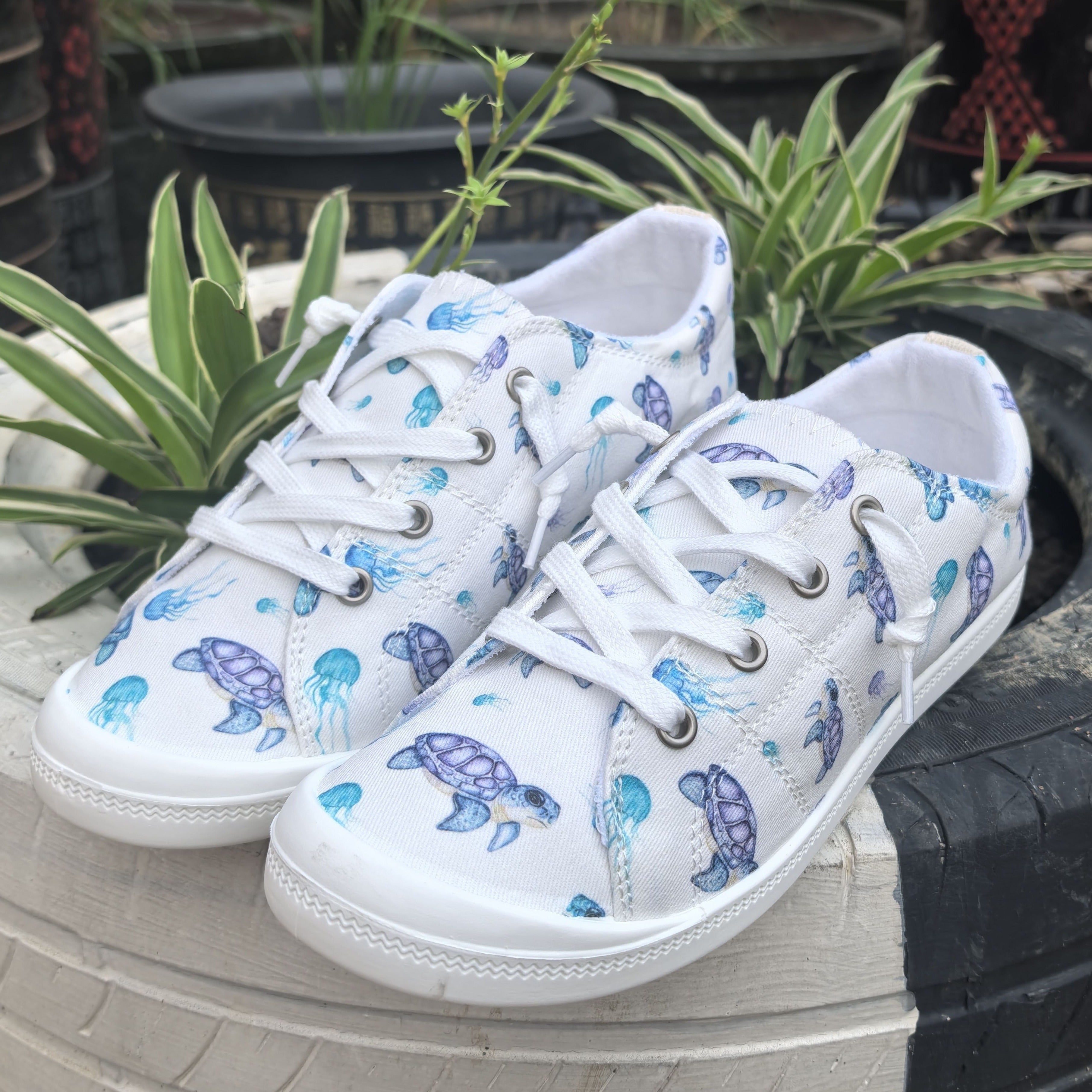 Women's White Jellyfish and Sea Turtle Print Casual Sneakers Breathable Flat Shoes
