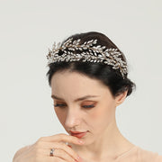 Silvery Rhinestone Bridal Tiara Wedding Headband with Crystal Accents and Alloy Design