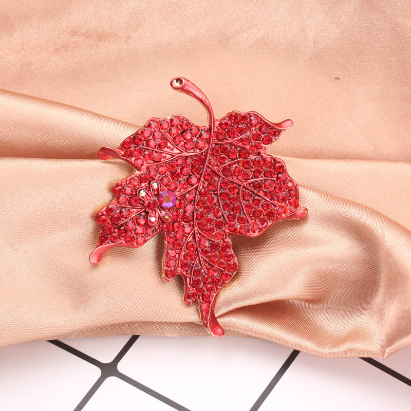 Vintage Diamond-Encrusted Maple Leaf Brooch for Women Jewelry Accessories