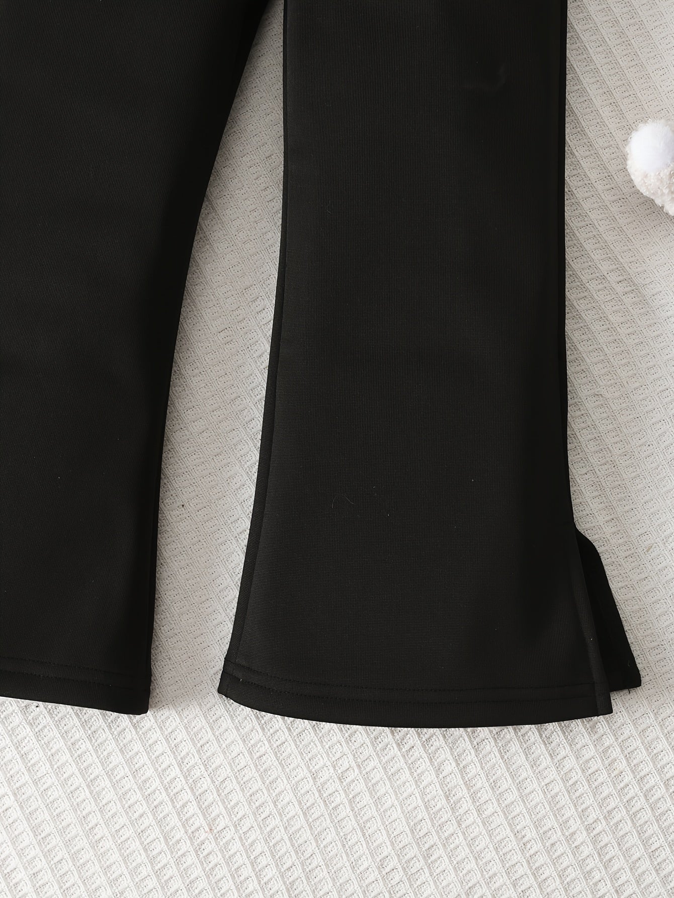 Girls' Casual Clothing Set with Striped Long Sleeve Top and Black Bell Bottom Pants for Fall Winter