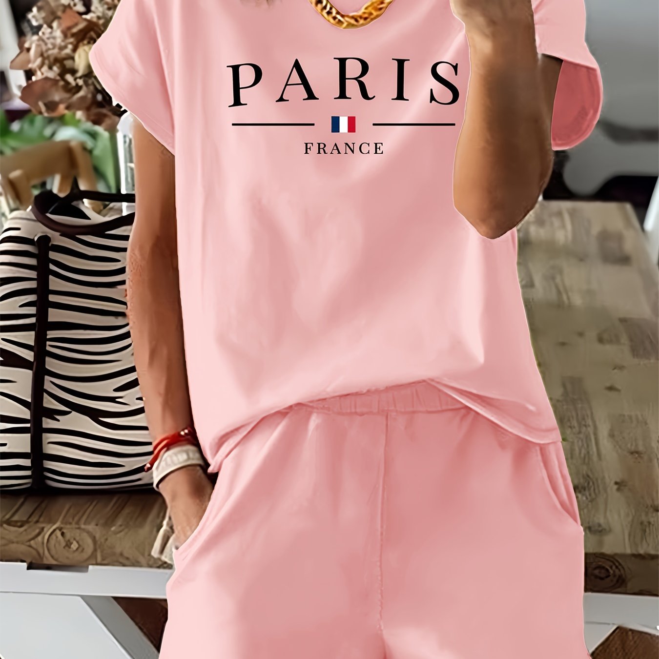 Women's Two-Piece Set with Paris Letter Print Short Sleeve T-Shirt and Shorts Polyester Elastane All-Season