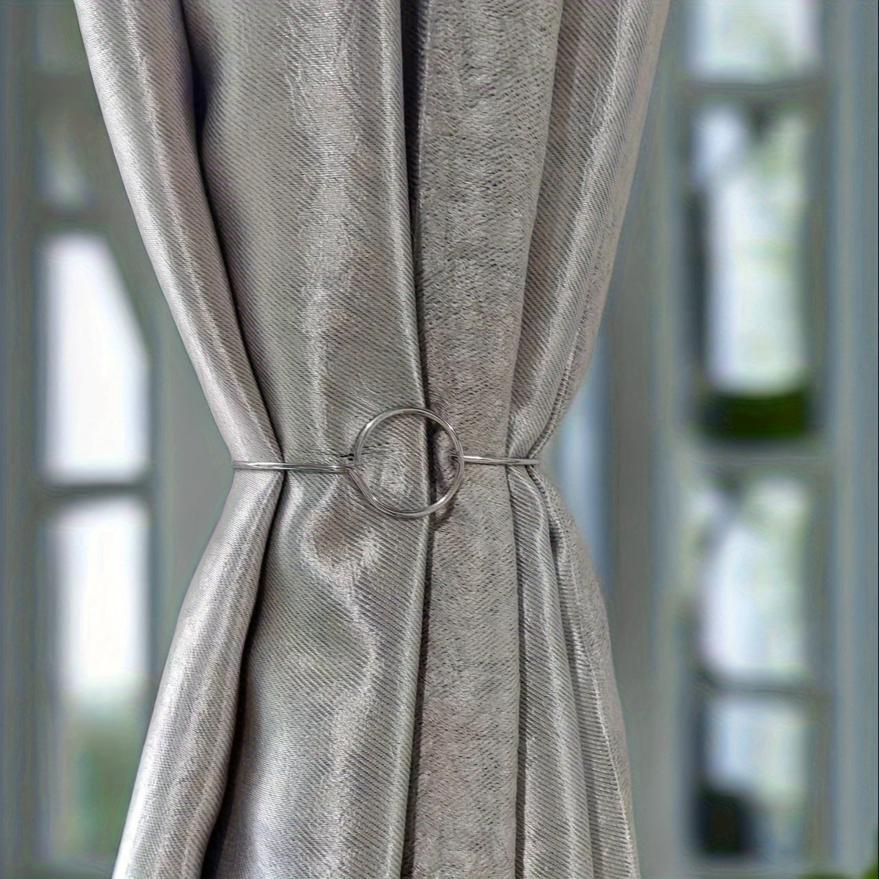 Hajmira bo'sh dizayni bilan alyuminiy pardozni ushlab turuvchi, uy bezaklari uchun zamonaviy bog'lam