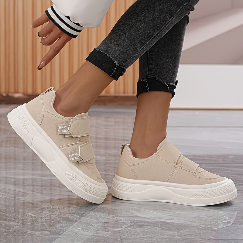 Women's Casual Sneakers Low Top Round Toe All-Season Black