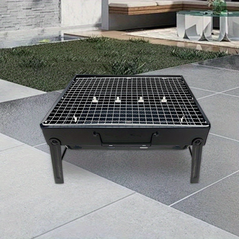 Tashqarida sayohat qilish va bog' BBQ uchun portativ ko'mir grill, bukiladigan, kichik dizayn va yog'och ko'mir grill bilan. BBQ uchun ideal.