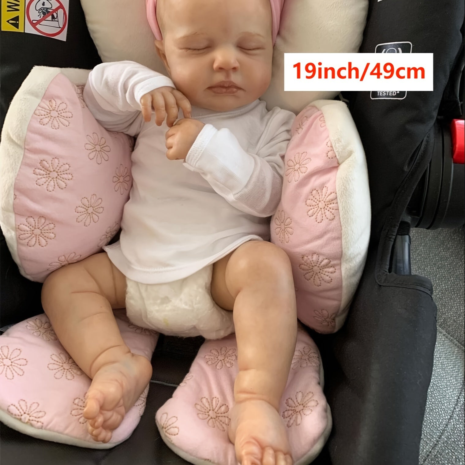 19 Inch Vinyl Fashion Doll with Hand-Painted Head Cloth Body for Display and Collecting