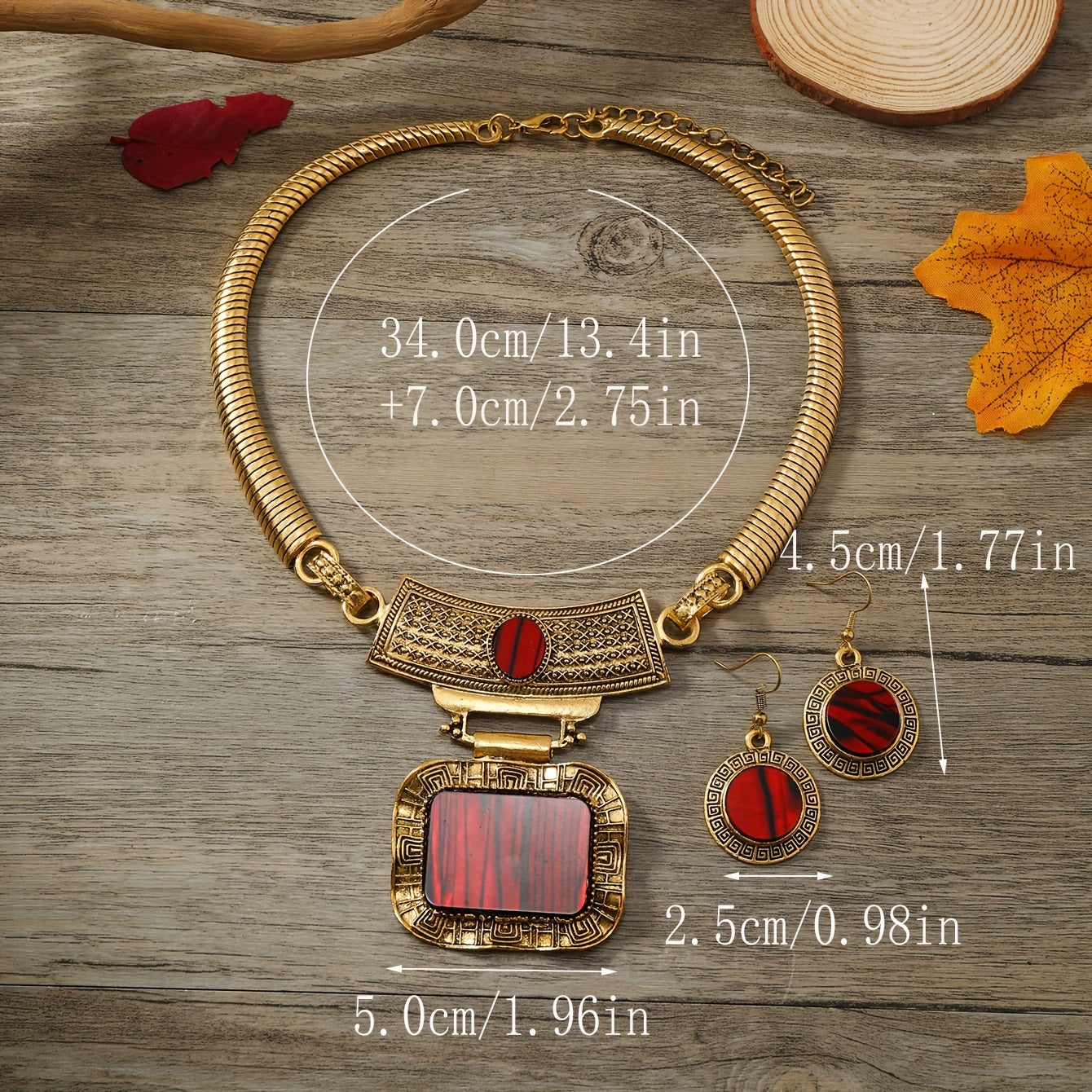 Sud Vintage Aksessuarlar To'plami, O'yilgan Uzoq Tasmali Marjon va Quloq Gullarini O'z ichiga oladi