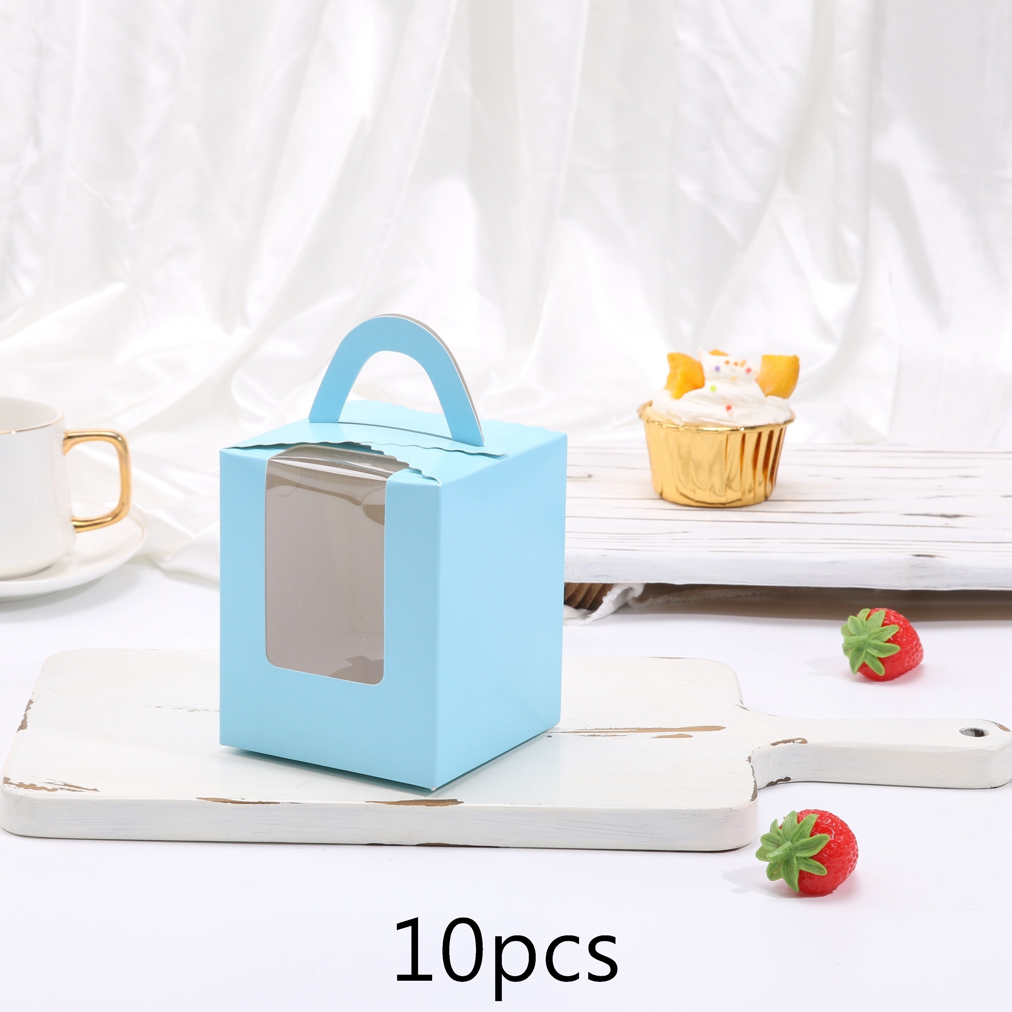 Bir marta ishlatiladigan yumaloq desertli tuxumli tort qutisi, 1 dona qo'lda ishlangan keks yoki keksni qadoqlash uchun juda mos keladi. Partiyalarda pishirish yoki xizmat qilish uchun ideal.