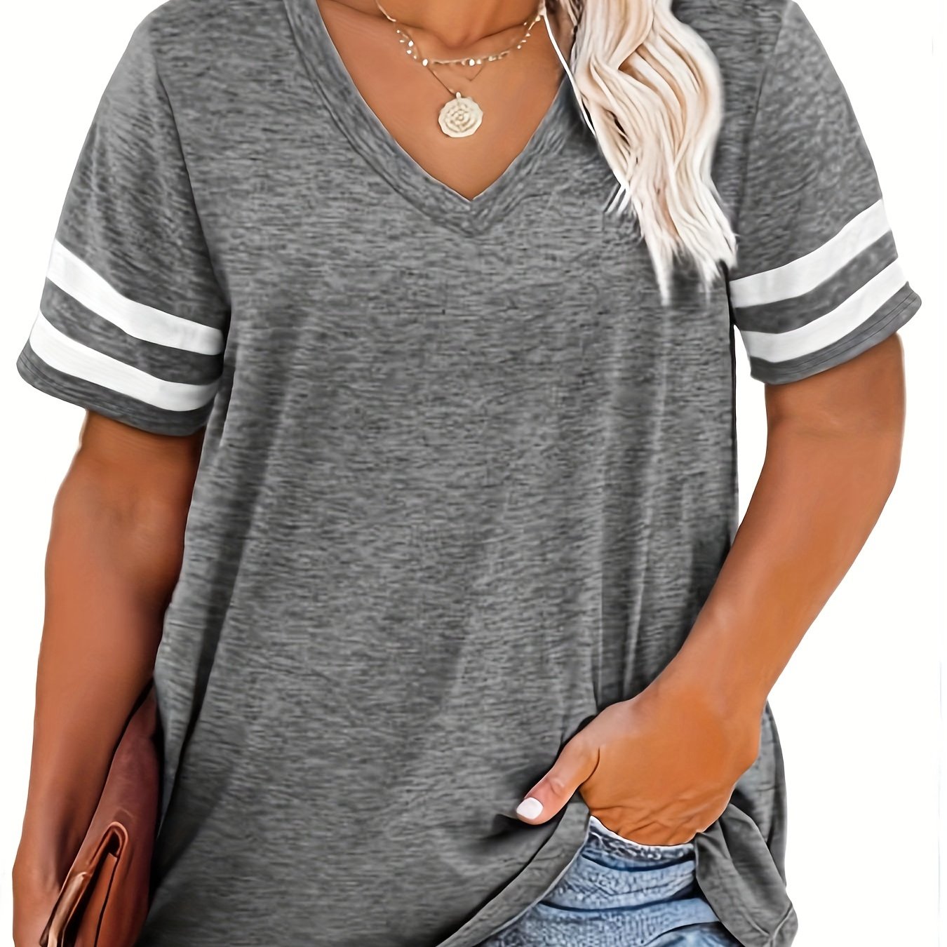 Plus Size Women's V-Neck Short Sleeve T-Shirt Lightweight Stretchy Summer Tee