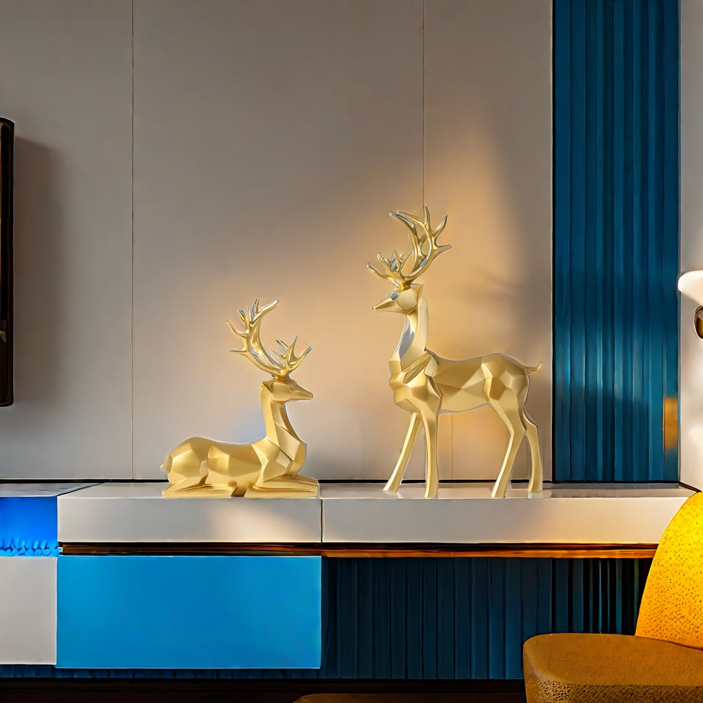 Yil boshida bezatish uchun oltin renkar ornamentlar to'plami, ofis yoki uy ko'rgazmasi uchun ideal. Shukur qilish kuni uchun ajoyib sovg'a.