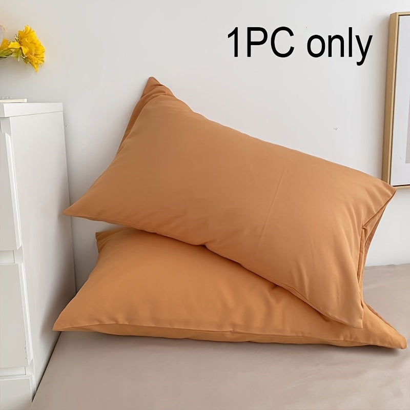 Set of 2 Ultra Soft Wrinkle-Resistant Pillowcases with Envelope Closure
