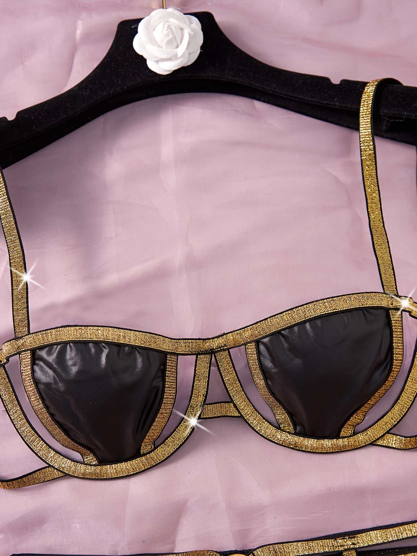 Evropa va Amerikadan Lingerie to'plami