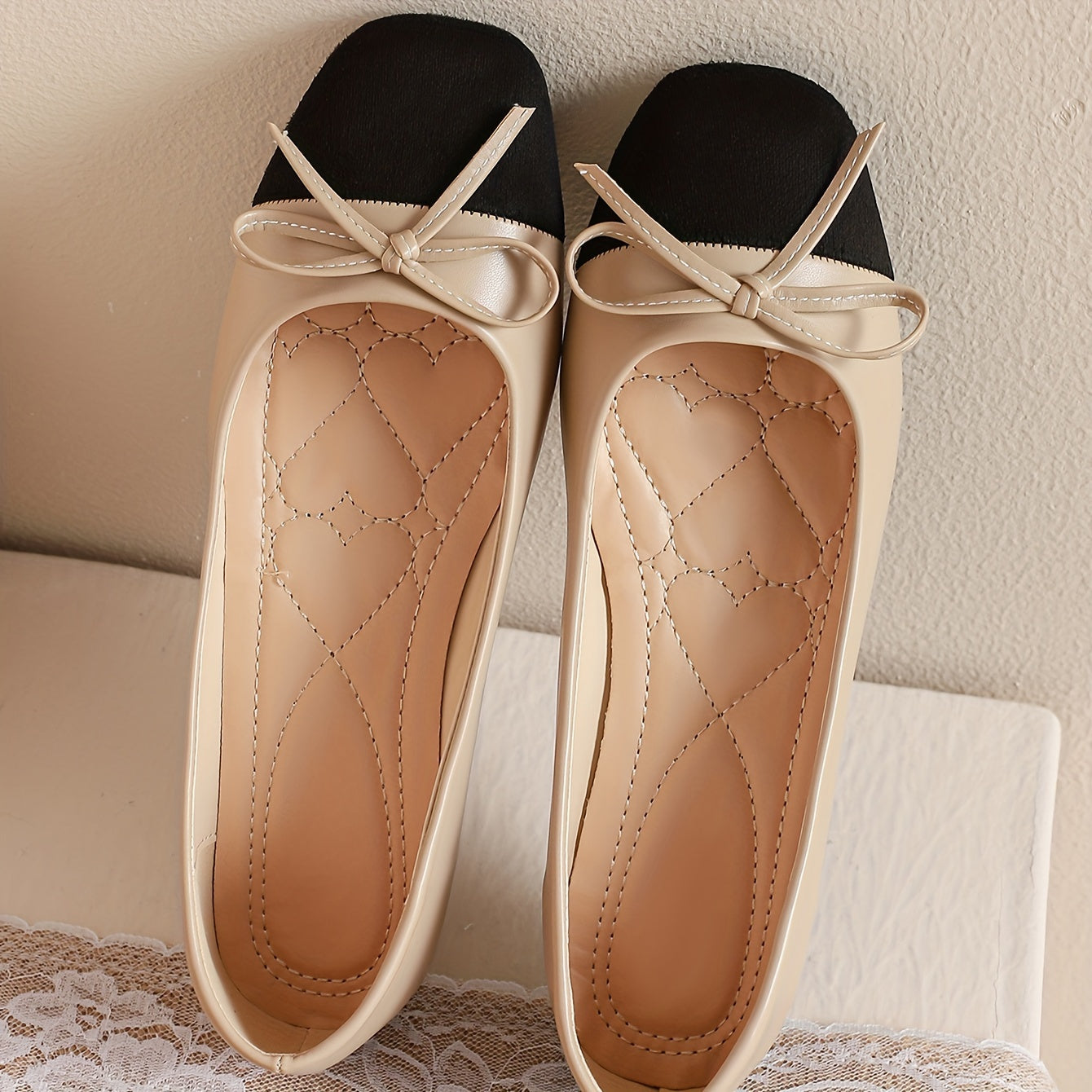 Zapatos planos de colorblock para mujer con detalle de lazo y suela de goma suave