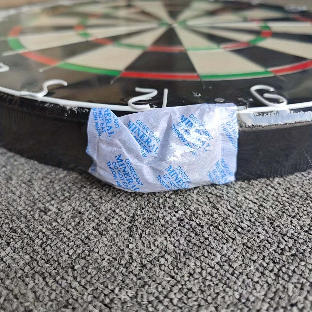 45,72 см Стальная мишень для дартса с паутиной из проволоки для профессиональных соревнований