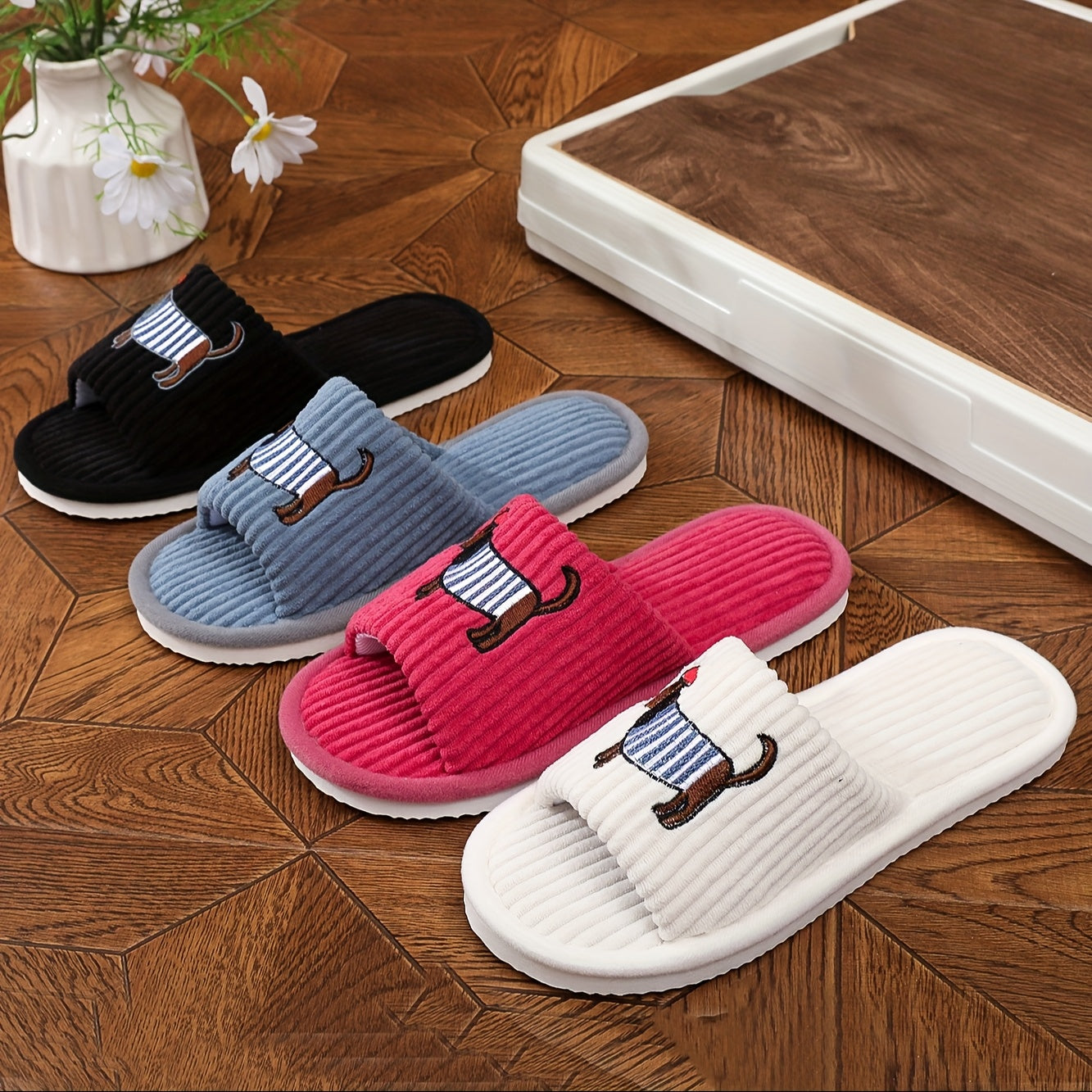 Ayollar uchun qora korduroy it poyabzali, qizil sharf bilan, ichki va tashqi foydalanish uchun poyabzal