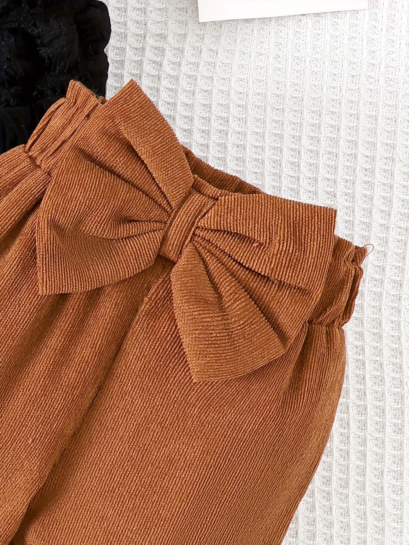 Весенний и осенний комплект для девочек-новорожденных: топ и штаны с длинными рукавами и бантом для прогулок на улице