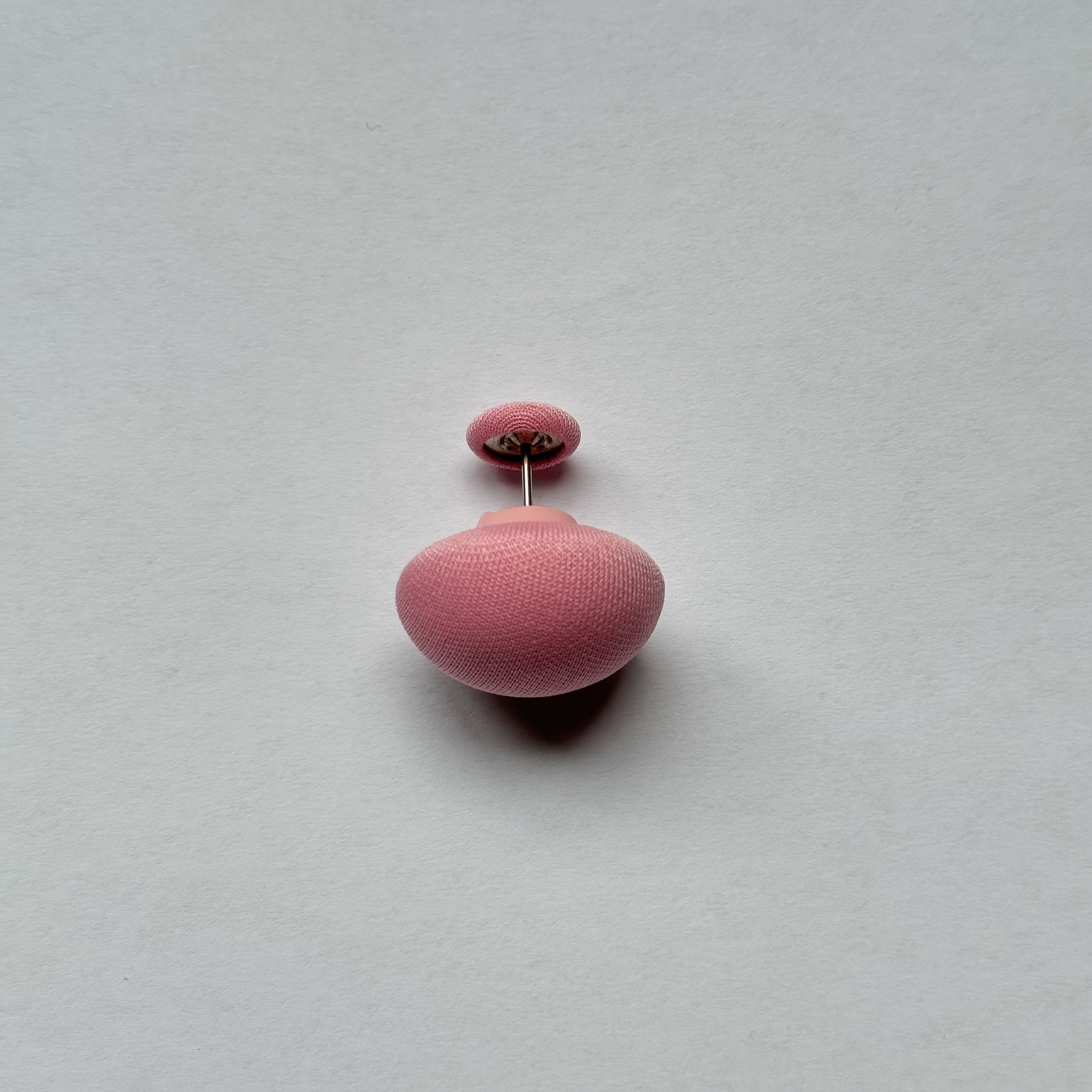 Grey Nylon Duvet Clips 8-Pack No-Trace Fasteners for Bed Covers and Home Safety