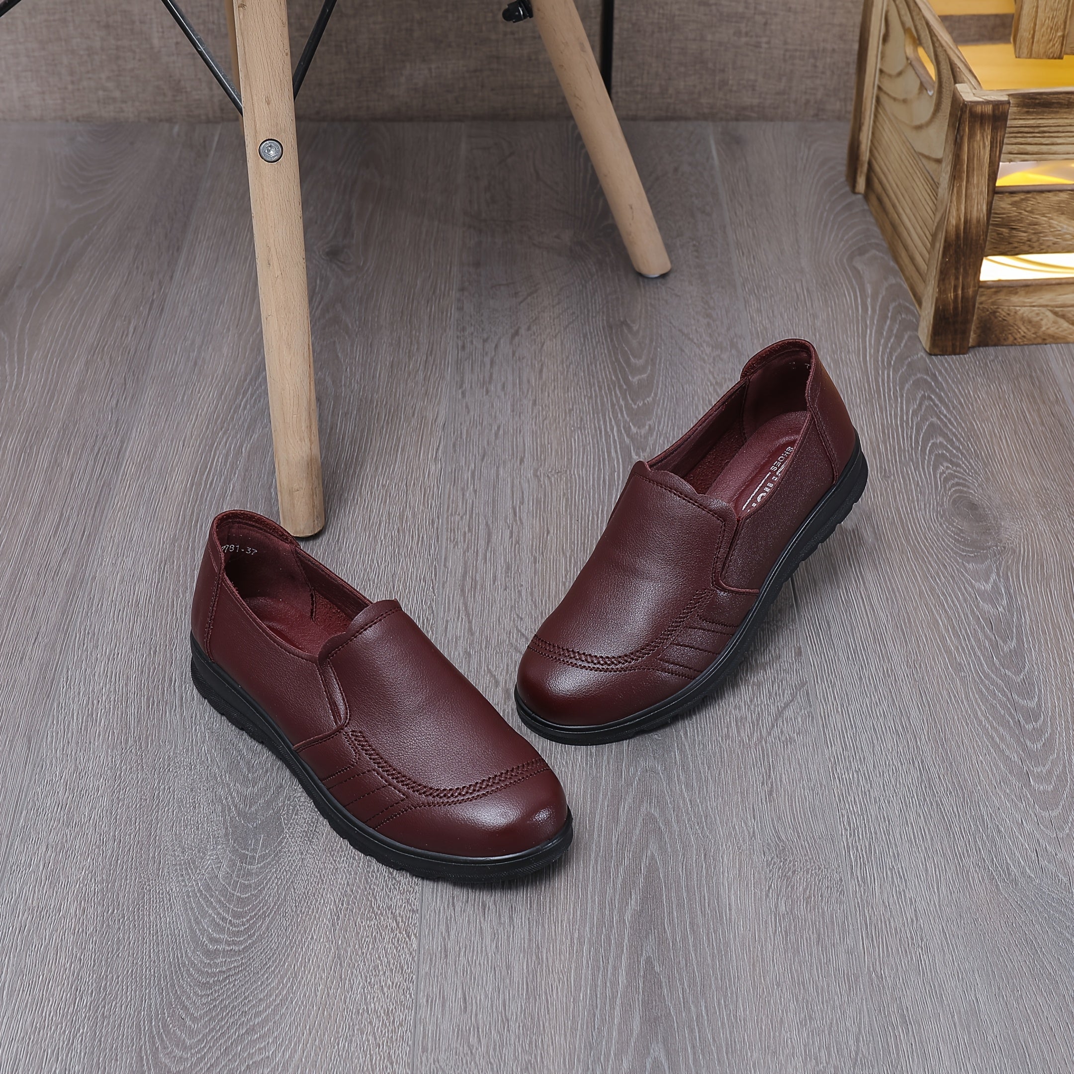 Women’s Vegan PU Penny Loafers Slip-On Round Toe Office Party Shoes Maroon Black Sole