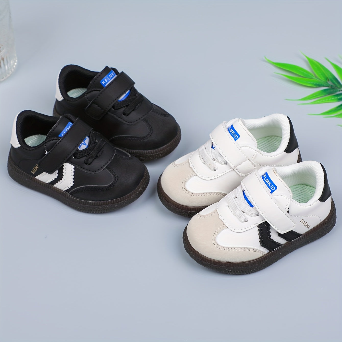 Zapatillas casuales para niños para niños y niñas, ligeras, antideslizantes, en blanco y negro