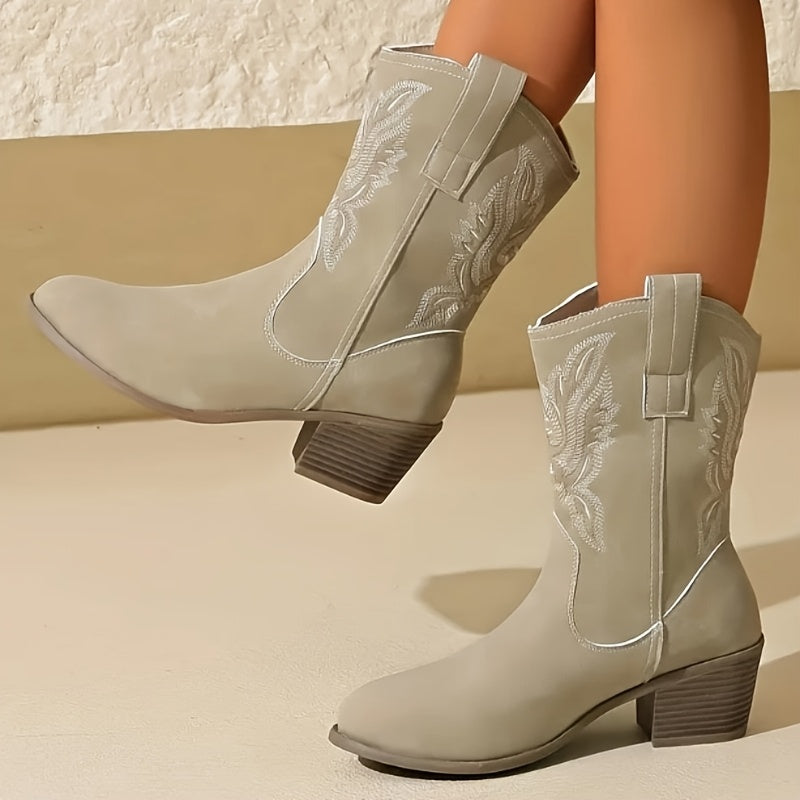 Женские сапоги-ковбои до середины икры с заостренным носком и массивным каблуком, кожаные, всесезонные