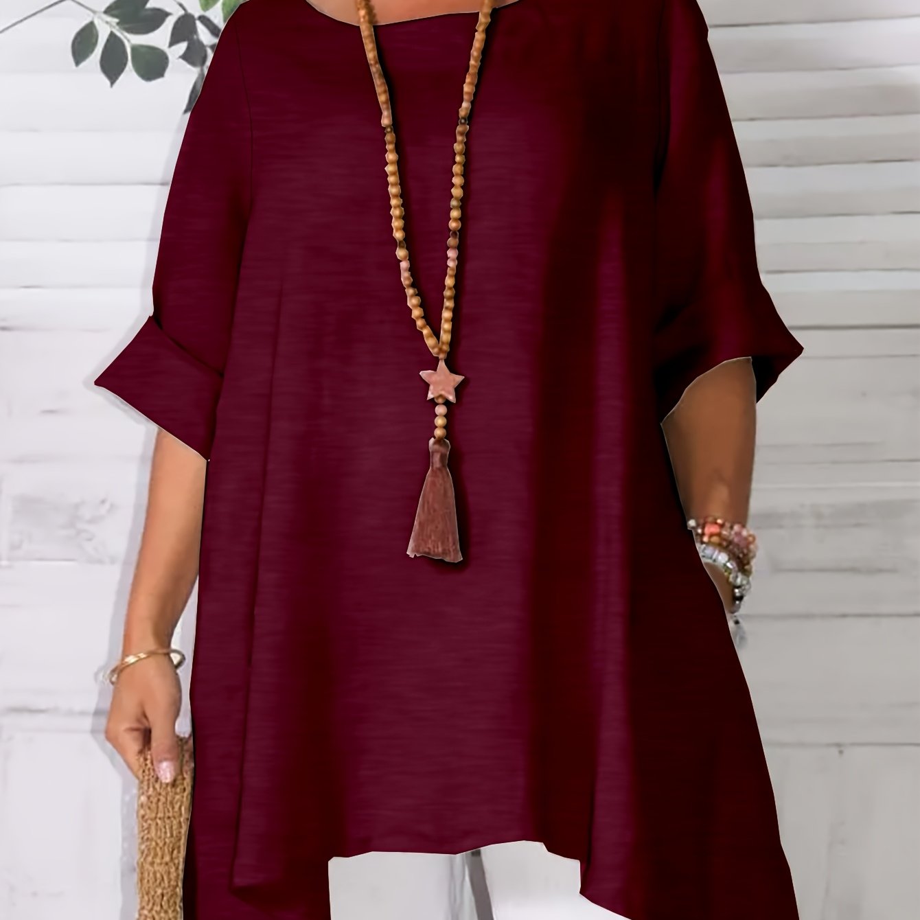 Women's Plus Size Pleated Texture Top with Pockets and Asymmetrical Hem in Polyester for Vacation