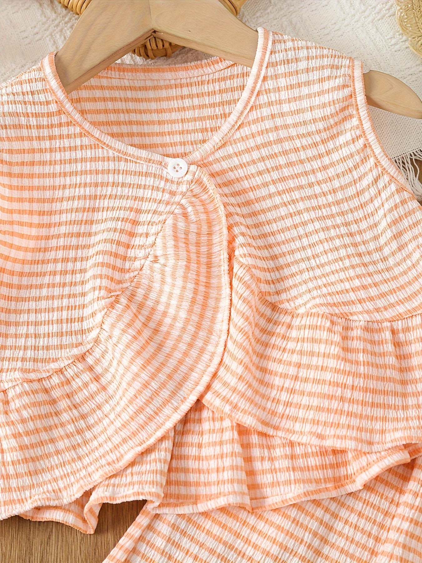 Girls Summer Plaid Pants Set with V-Neck Top and Wide-Leg Cropped Pants